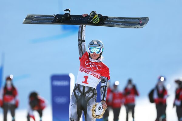 2022_olympia_Ester_Ledecka_6